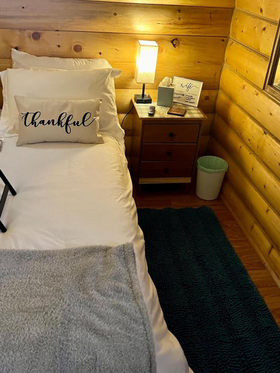 The Gratitude Homestay Аламоса Экстерьер фото